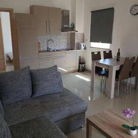 Apartment Vrdoljak